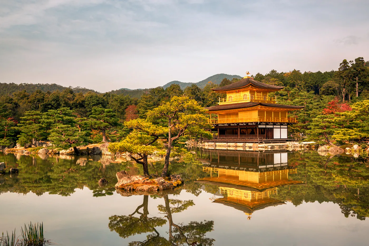 Vista del Kinkakuji